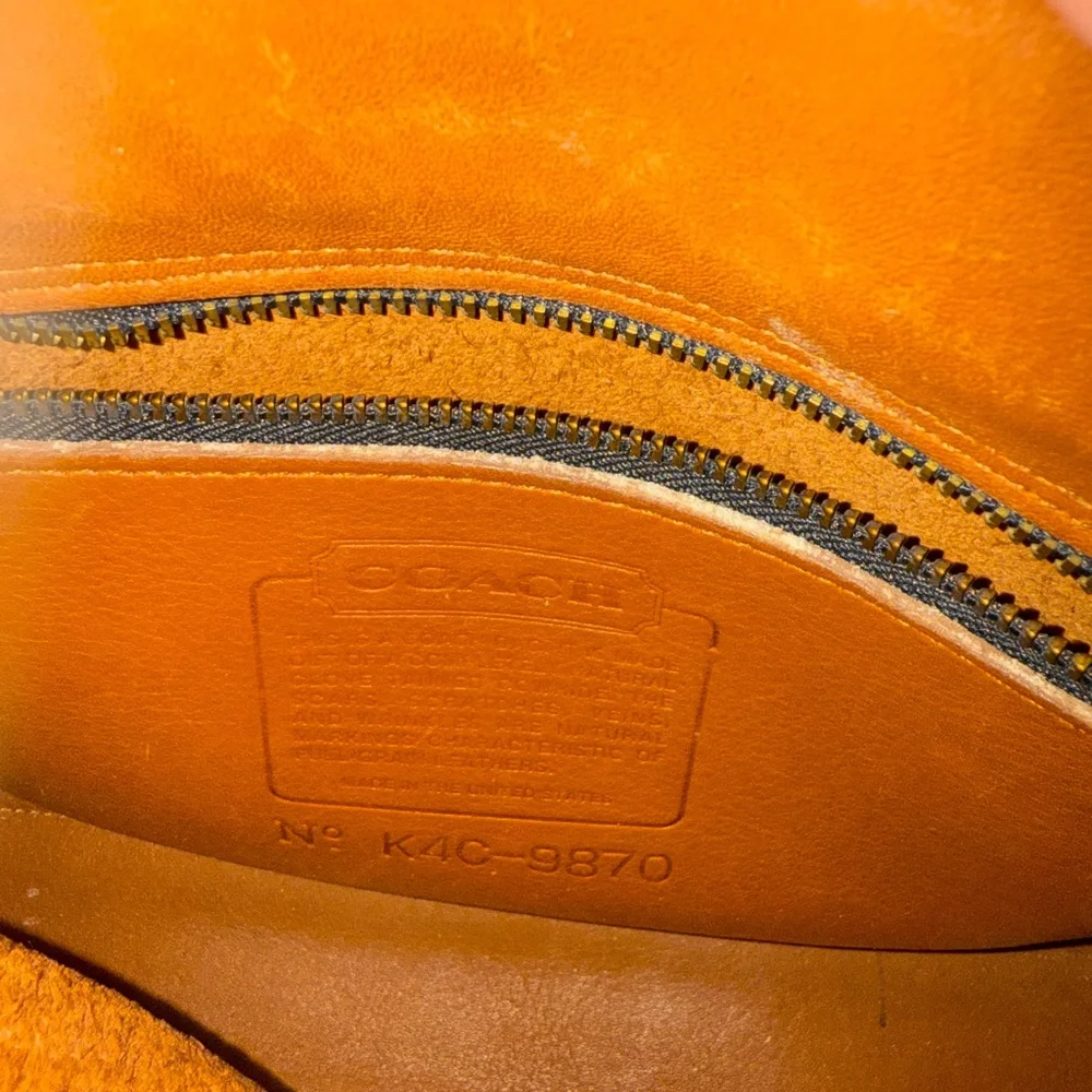 Vintage Coach Tan Leather Shoulder Bag - Picture 7 of 9
